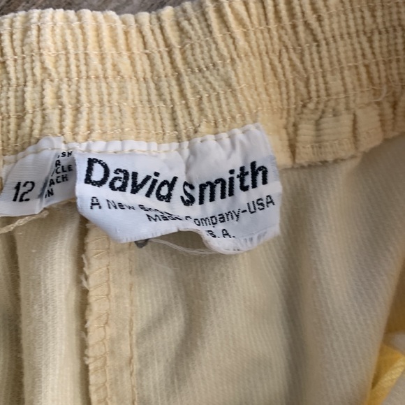 David Smith in good condition, yellow shorts with bronze buttons. - Picture 3 of 4